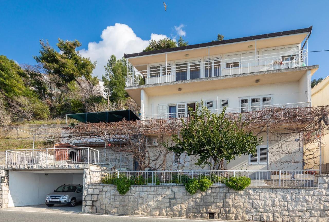 Seaside Apartment Blue Dugi Rat Bagian luar foto