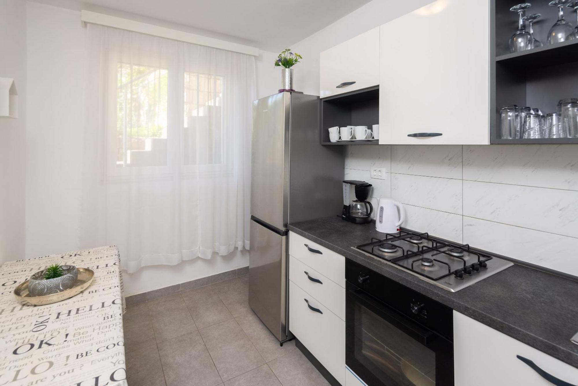 Seaside Apartment Blue Dugi Rat Bagian luar foto